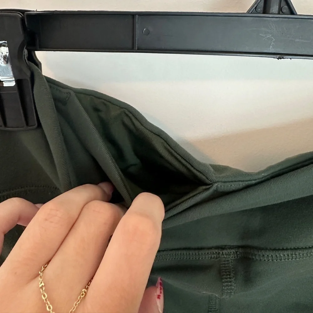 Hunter Green High Waist Alo Moto Leggings